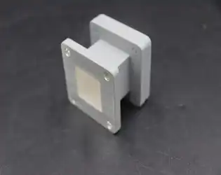 How does the waveguide offset short function to achieve signal reflection?